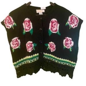 Vintage 90’s sleeveless cropped boxy sweater top crochet trim roses
